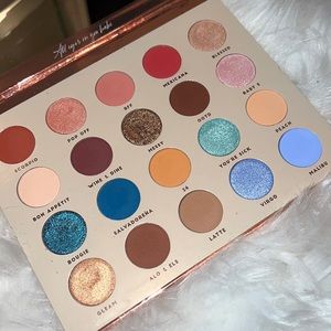 bH COSMETICS x Alondra & Elsy Palette